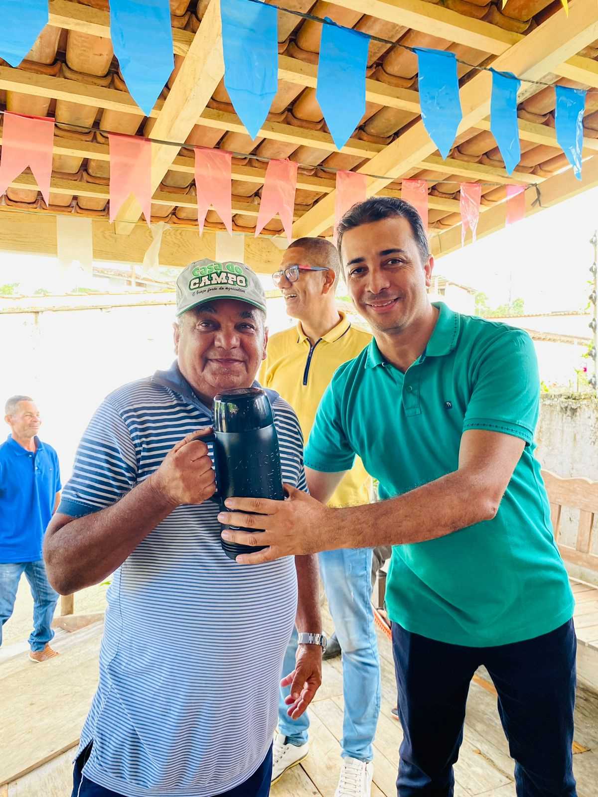 Camacã: Respeito e admiração; Prefeitura comemora o Dia do Gari com café da manhã